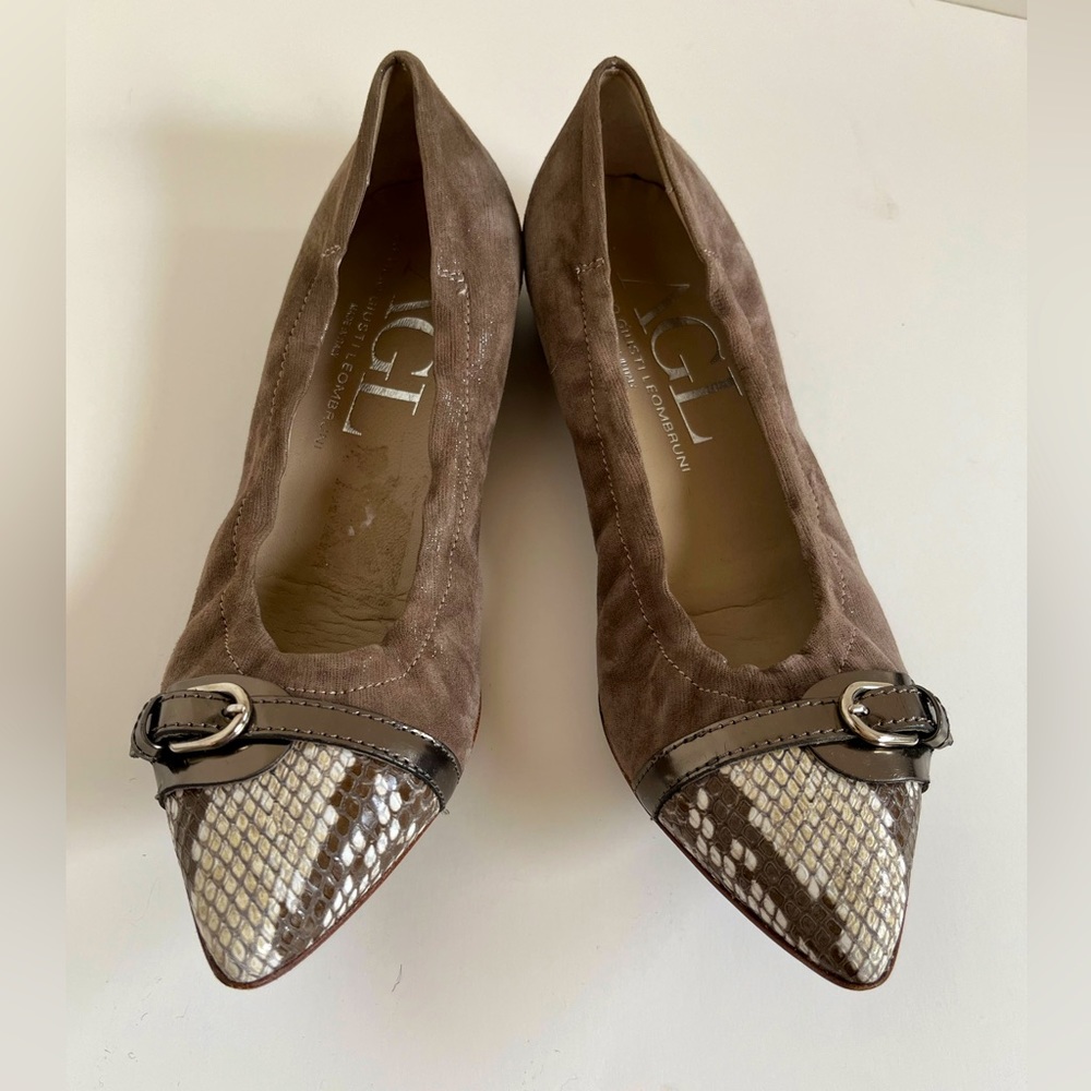 AGL Snakeskin and Buckle Trimmed Ballerina’s size 37.5